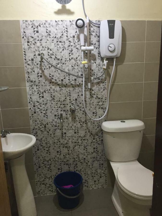 Homestay Talina Kuala Terengganu Exterior foto